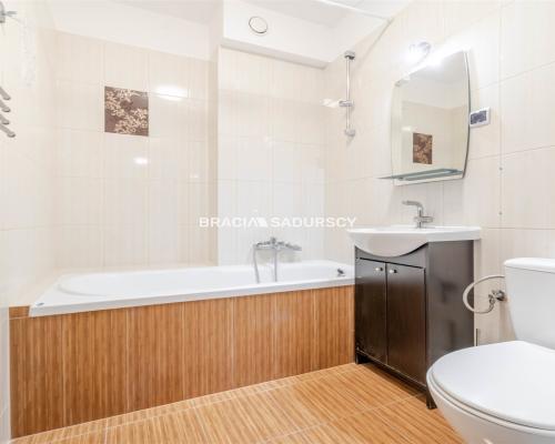 Mieszkanie 57m2, sypialnia, salon, osobna kuchnia