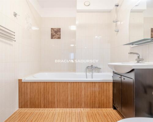 Mieszkanie 57m2, sypialnia, salon, osobna kuchnia