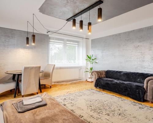 Stare Podgórze, świetna lokalizacja,do wejścia