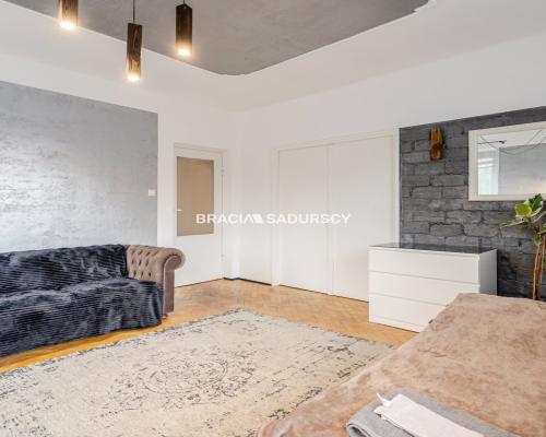 Stare Podgórze, świetna lokalizacja,do wejścia