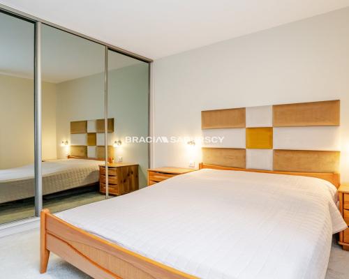 3 pok Wola Duchacka z tarasem i dużym ogródkiem