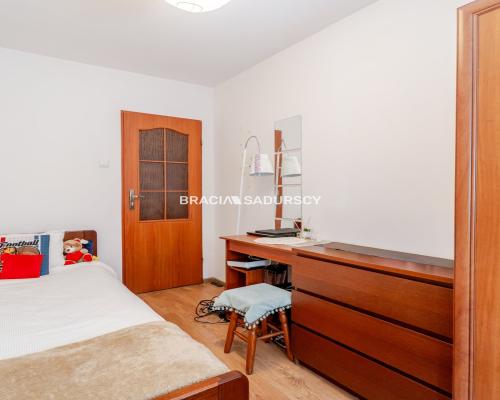 3 pok z osobną kuchnią ul.Stachiewicza.