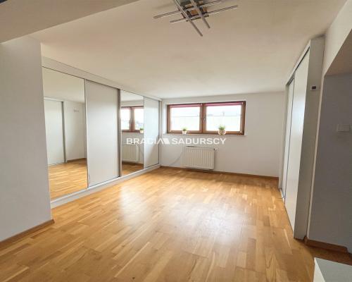 4-pok 81m² | 2-poziomy | do wprowadzenia | Złocień