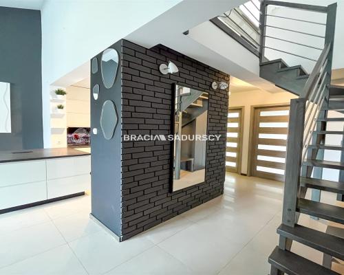 4-pok 81m² | 2-poziomy | do wprowadzenia | Złocień