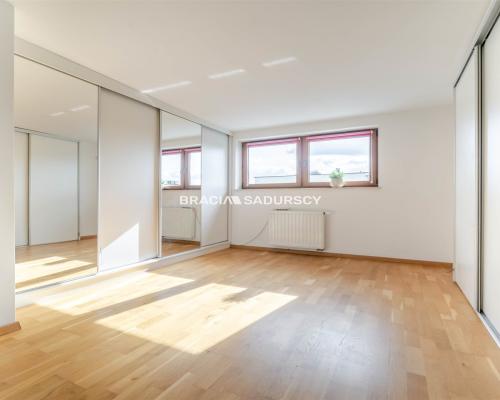 4-pok 81m² | 2-poziomy | do wprowadzenia | Złocień