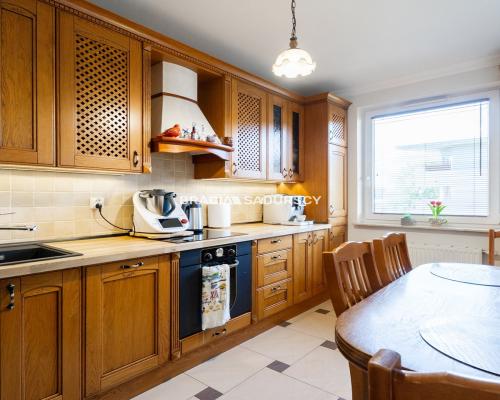 3pok obok Serenady/2014r./zamykany garaż/70,5m2