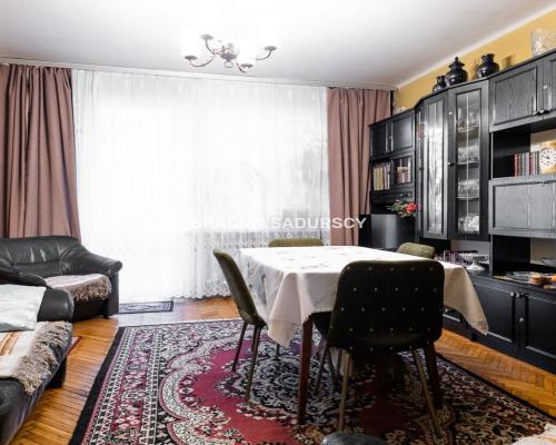 FUNKCJONALNE, NISKI PARTER, PRĄDNIK CZERWONY