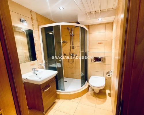 Sprzedam za gotówkę, Bronowicka. Dwa pokoje.