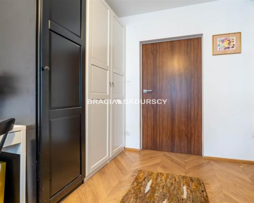 SŁONECZNE 3-POKOJOWE Z DUŻYM BALKONEM