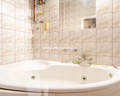 3 pok z osobną Kuchnią os. Wandy.