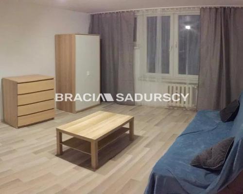 Kawalerka z ładnym widokiem - os. Kalinowe