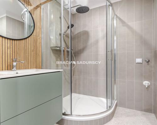 GUSTOWNE, PIEKNE, SŁONECZNE 3-POKOJOWE Z BALKONEM