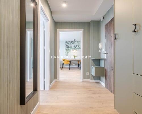 GUSTOWNE, PIEKNE, SŁONECZNE 3-POKOJOWE Z BALKONEM