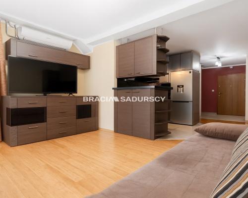 2-pok, balkon, garaż, niski czynsz, Złocień