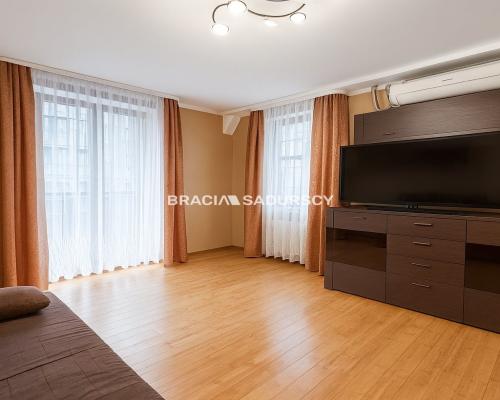 2-pok, balkon, garaż, niski czynsz, Złocień