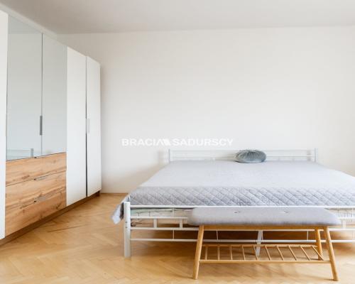 Sprzedam,3-pok,Skawina,dużo zieleni