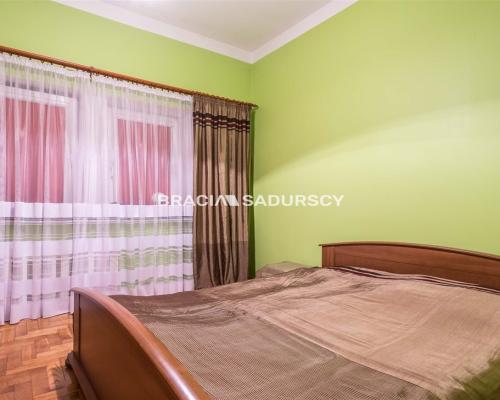 3 pok w samym centrum ul. Krowoderska