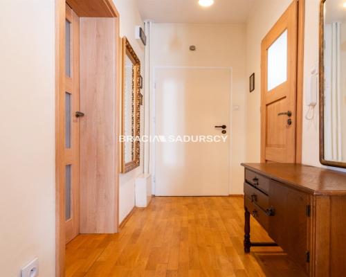 2pok 50m2 Prądnik Czerwony z 2 balkonami i garażem