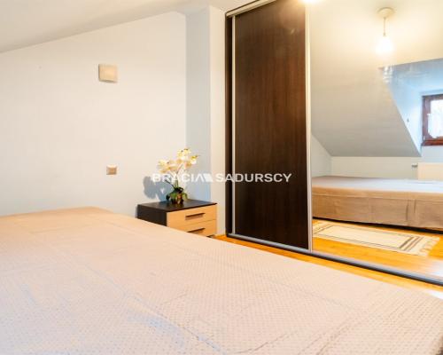 2-POKOJOWE MIESZKANIE W ODRESTAUROWANEJ KAMIENICY