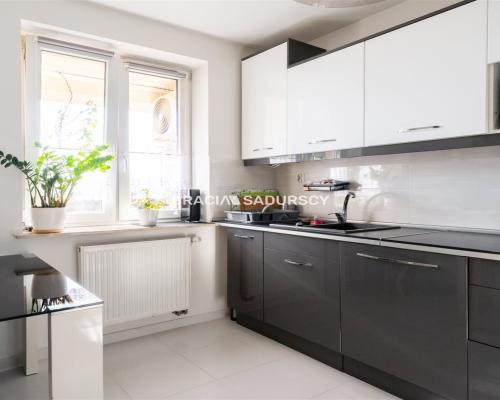 Dwupokojowe z osobną kuchnią. Ulica Felińskiego.