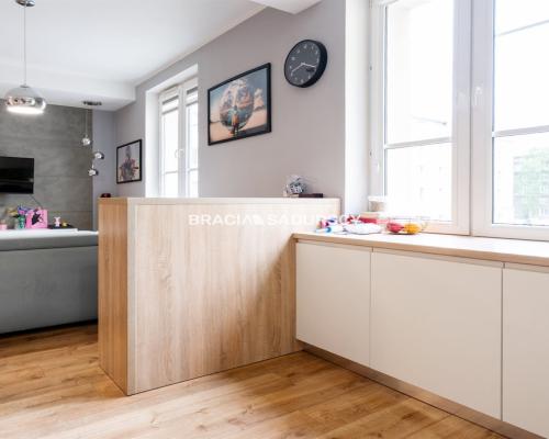 Bardzo ładne mieszkanie. Osiedle Stalowe.