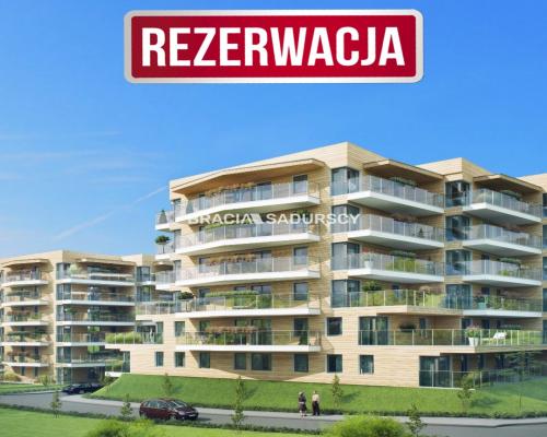 Mieszkanie z Imponującą Wysokością Pomieszczeń!