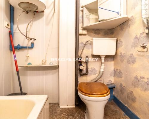 W sercu Nowej Huty – zrób z kawalerki dwa pokoje!