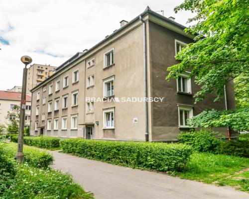 W sercu Nowej Huty – zrób z kawalerki dwa pokoje!