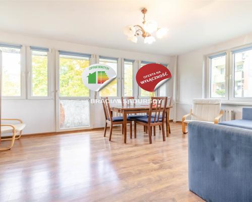 3 pokoje , winda, balkon, OKAZJA CENOWA