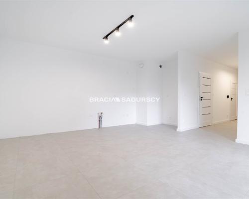 Nowe mieszkanie/ 2 pokoje / dojazd do S7