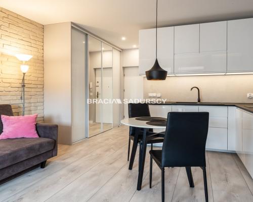 os. Hutnicze | 1 pok. | balkon