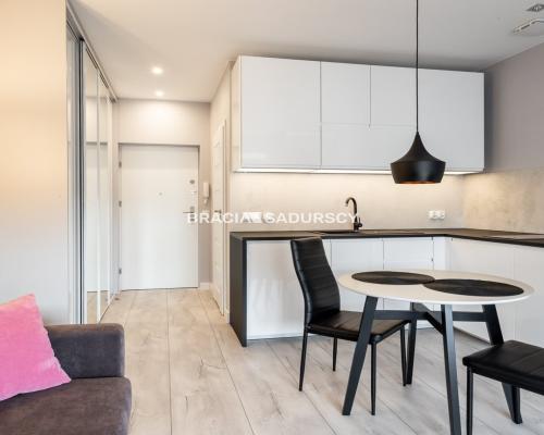 os. Hutnicze | 1 pok. | balkon