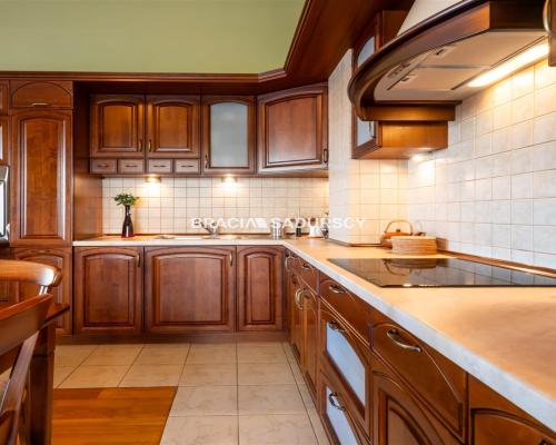 Apartament z ogrodem na Woli Justowskiej