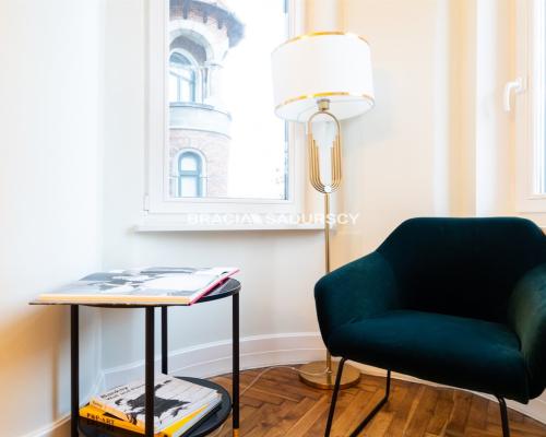 4 pokoje w secesyjnej kamienicy