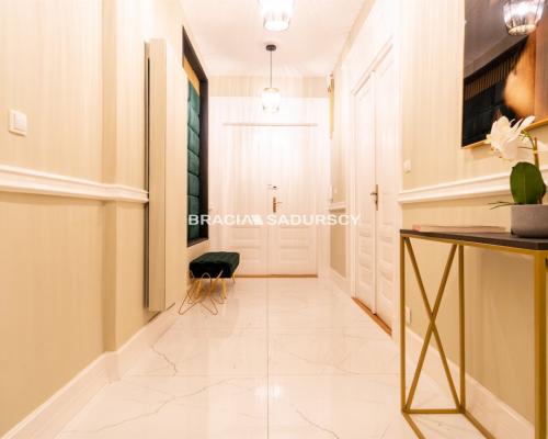 4 pokoje w secesyjnej kamienicy