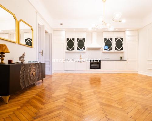 4 pokoje w secesyjnej kamienicy