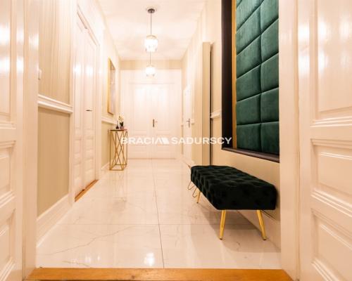 4 pokoje w secesyjnej kamienicy