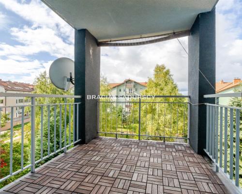 Zielona okolica, 2 pokoje, balkon