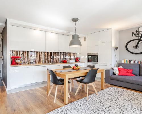 Super mieszkanie 3 pok, balkon II piętro kolej SKA