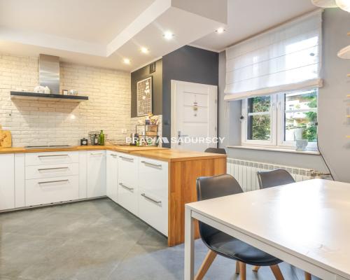 Salwator, 3 pokoje parter, kuchnia, do odświeżenia