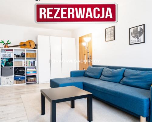 REZERWACJA 
Mieszkanie Krak&oacute;w, ul. Halszki   
 
  1-POKOJOWE W ŚWIETNEJ LOKALIZACJI 
 
Prezentujemy 1-pokojowe mieszkani