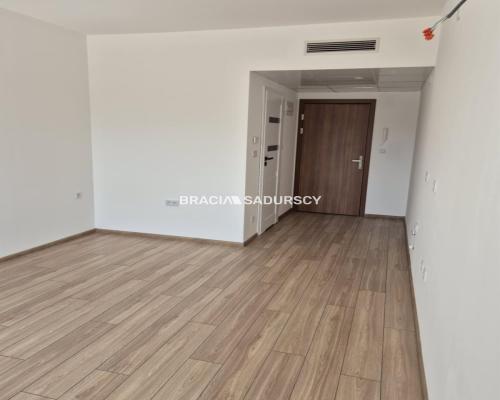 Mam przyjemność zaoferować Państwu lokal typu studio w świeżo wyremontowanym apartamentowcu dzielnica Zakrzówek- Dębniki w Krak