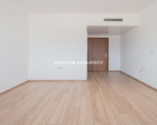 Mam przyjemność zaoferować Państwu lokal typu studio w świeżo wyremontowanym apartamentowcu dzielnica Zakrzówek- Dębniki w Krak