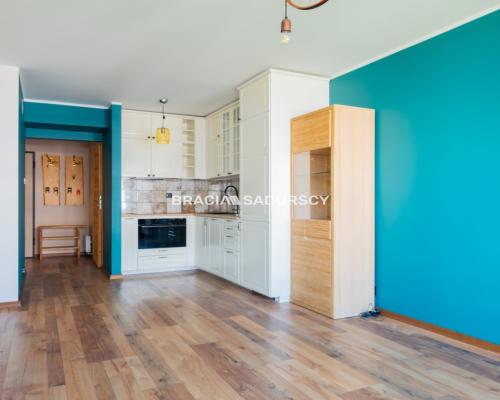 KOMFORTOWE MIESZKANIE Z MIEJSCEM POSTOJOWYM