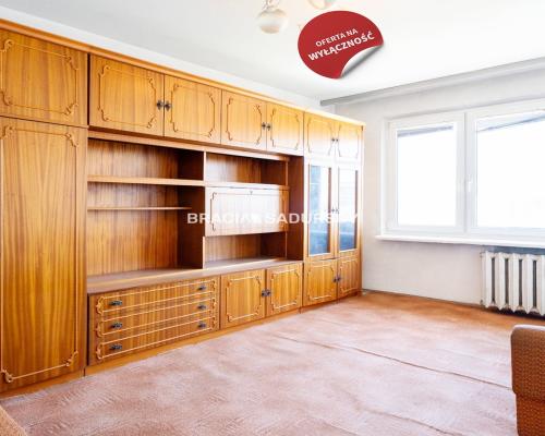 3 pokojowe do remontu os. Piastów