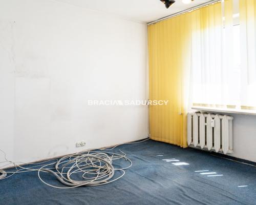 3 pokojowe do remontu os. Piastów