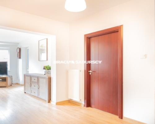 3 pokoje w centrum, gotowe do zamieszkania