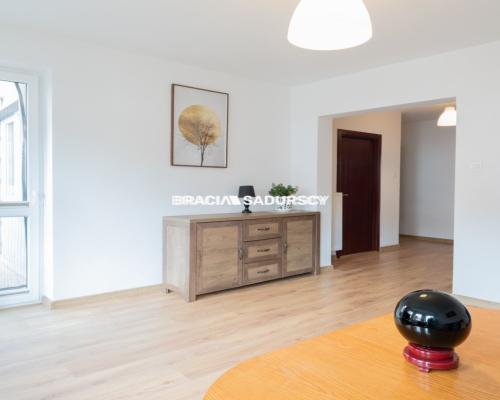 3 pokoje w centrum, gotowe do zamieszkania