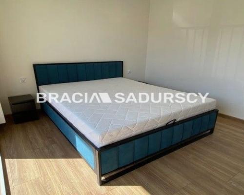 Na sprzedaż: nowe mieszkanie 43 m&sup2; ze 104 m 2  poddaszem do adaptacji - Kalwaria Zebrzydowska  

   Nowoczesne 2-pokojowe