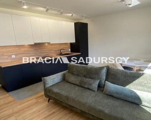 Na sprzedaż: nowe mieszkanie 43 m&sup2; ze 104 m 2  poddaszem do adaptacji - Kalwaria Zebrzydowska  

   Nowoczesne 2-pokojowe